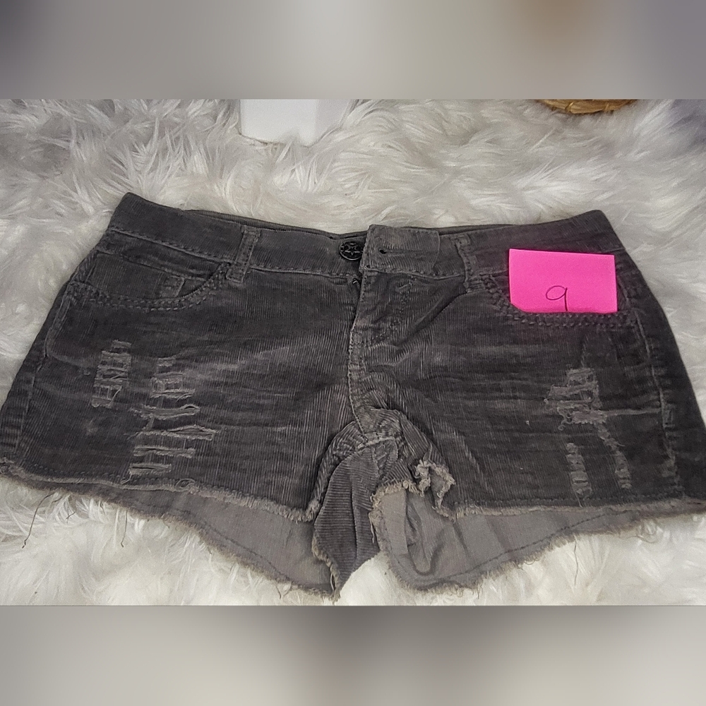 (#9) Women's shorts